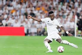 全球连线｜以中老铁路为媒 中泰两国共享发展“黄金大道”.